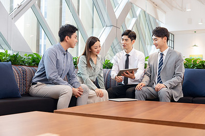 商務咨詢 企業(yè)航程中的專業(yè)領航員