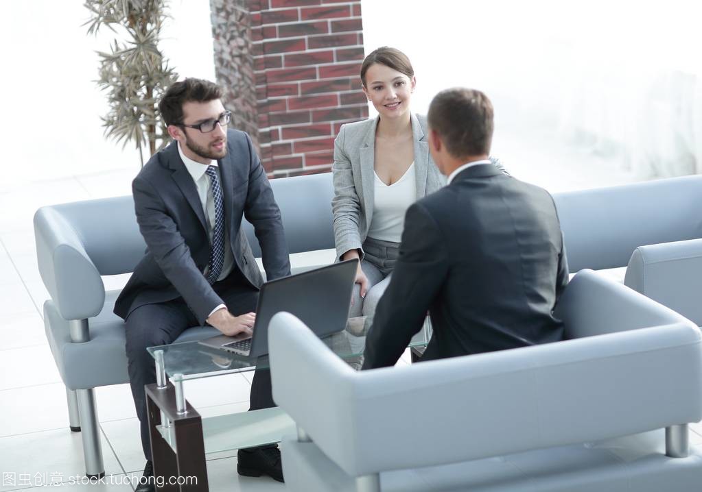 律師與客戶商務咨詢 專業(yè)合作的橋梁